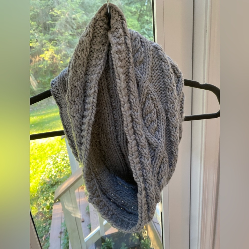 H&M Infinity Scarf